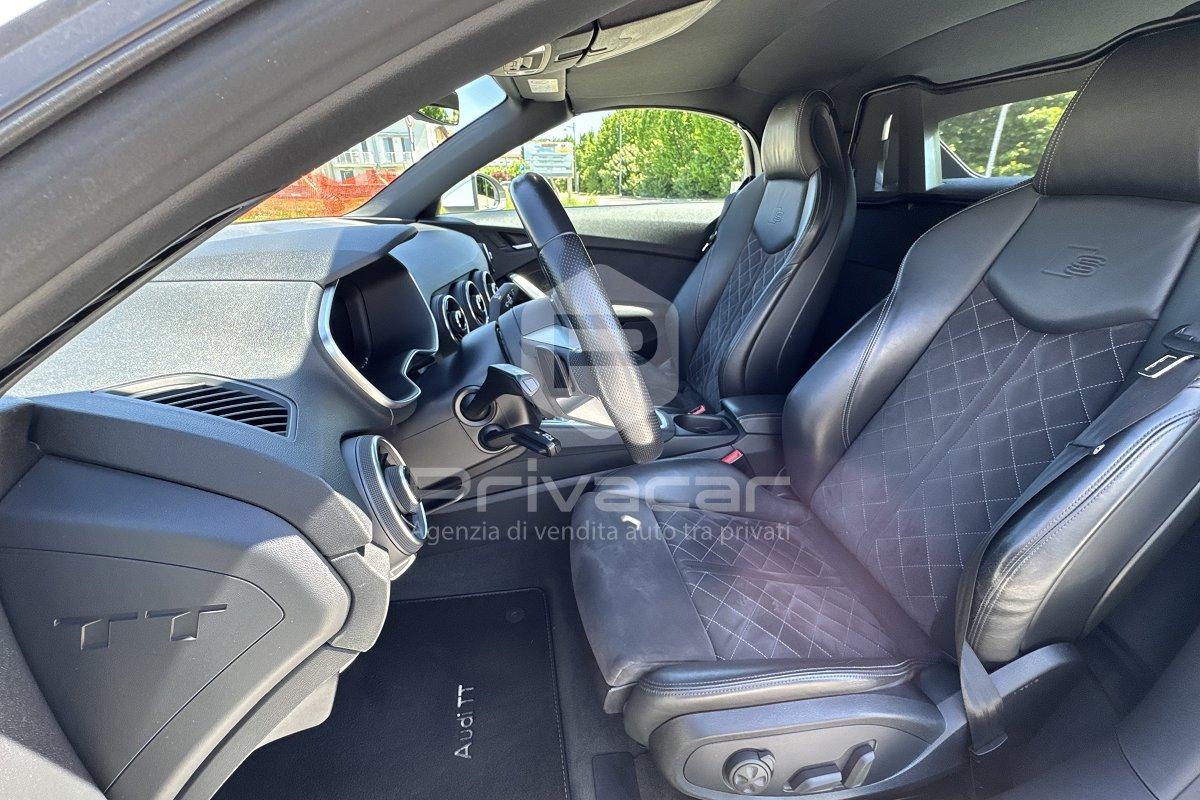 AUDI TT Roadster 2.0 TFSI quattro S tronic S line