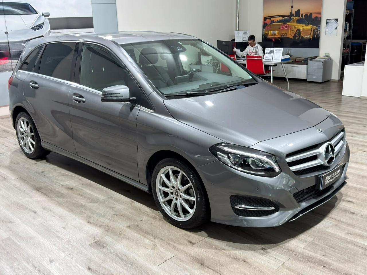 MERCEDES B 200d AUTOMATIC 4MATIC 75.000km