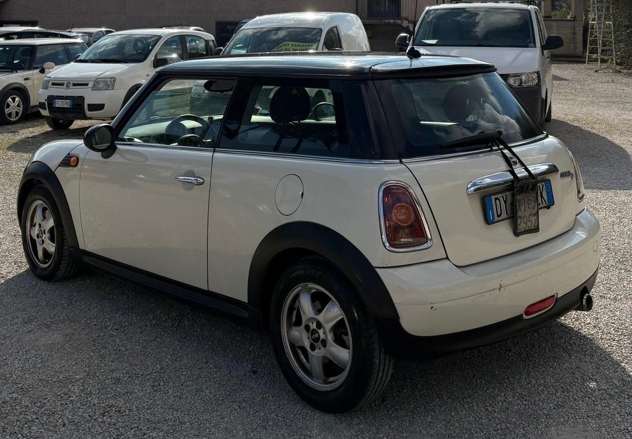 Mini Cooper 1.6 Diesel 2009 SI NEOPATENTATI