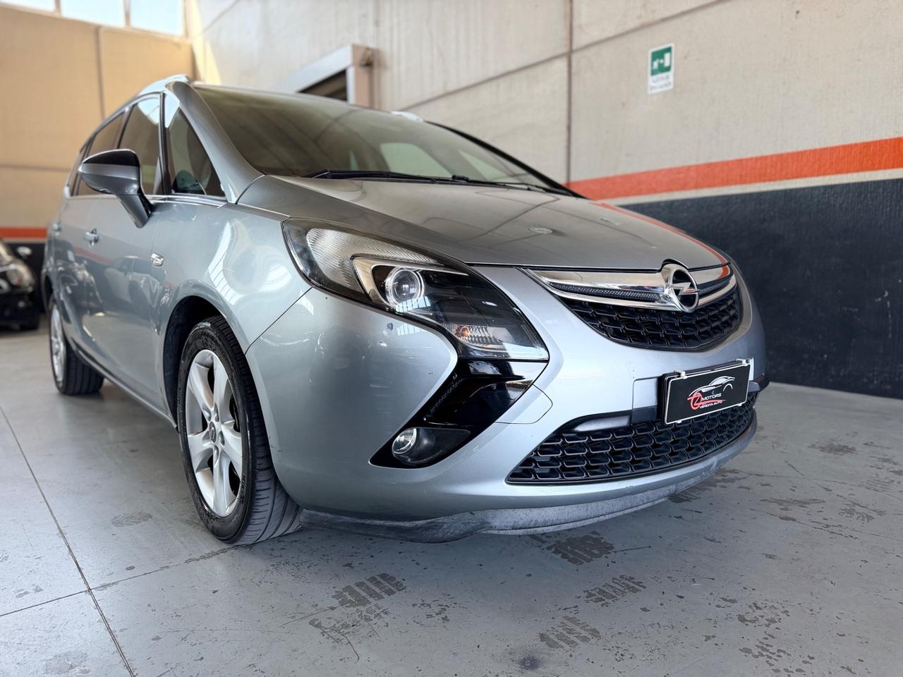 Opel Zafira Tourer 1.4 Turbo 140CV GPL Cosmo