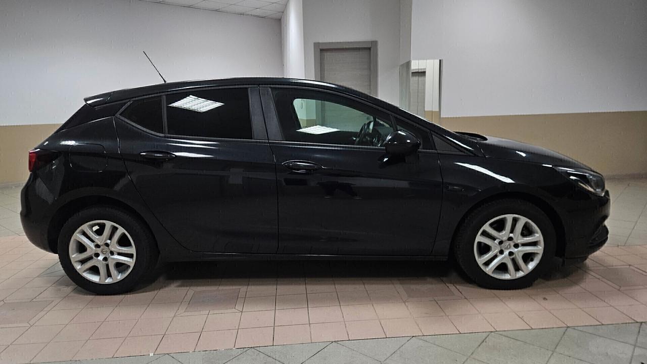 Opel Astra 1.6 CDTi 110CV Start&Stop 5 porte Innovation