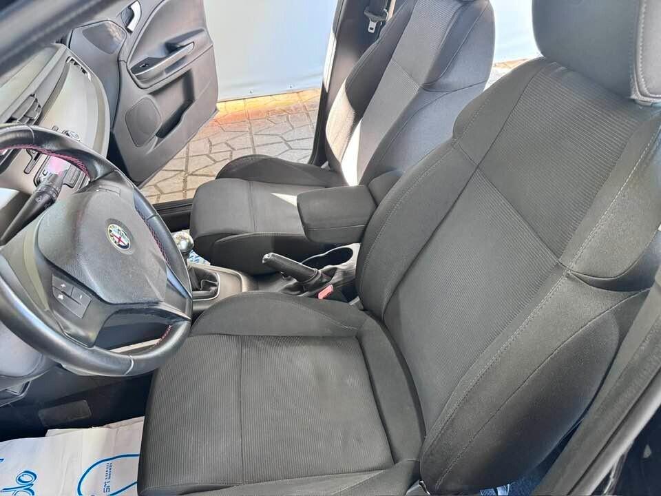 Alfa Romeo Giulietta 1.6 JTDm-2 105 CV Veloce