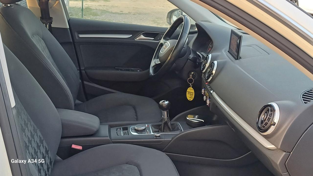 Audi A3 1.6 TDI clean diesel Ambiente