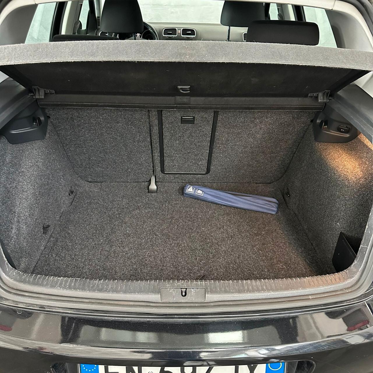 Volkswagen Golf 1.6 TDI DPF 5p. Highline