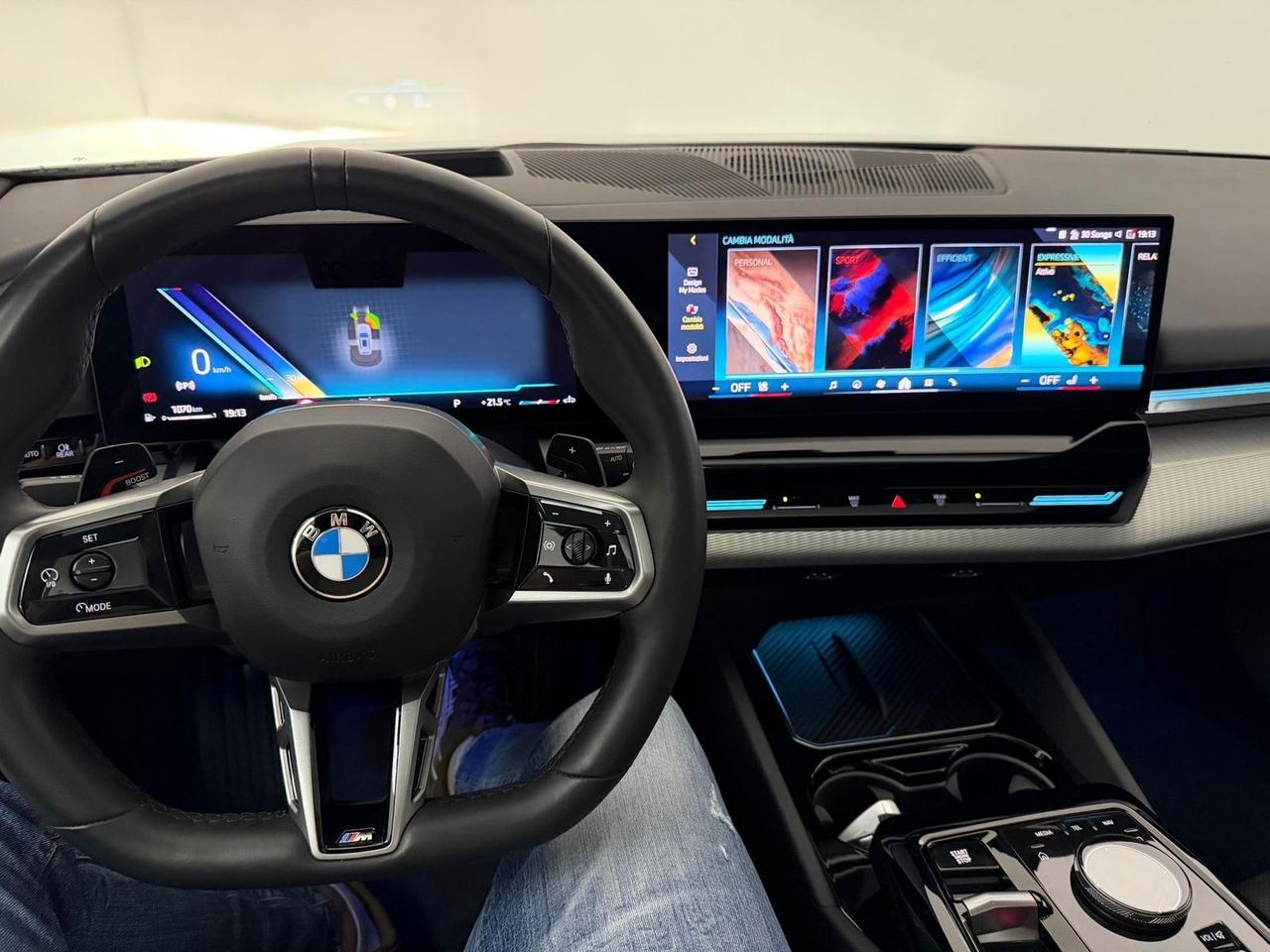BMW 520D TOURING M-SPORT TETTO PANORAMICO