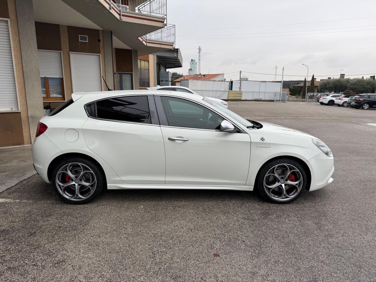 Alfa Romeo Giulietta 2.0 JTDm-2 175 CV TCT Quadrifoglio