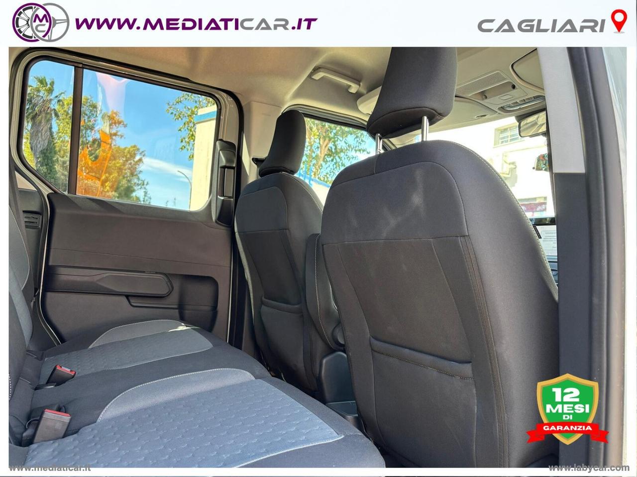 FORD Tourneo Courier 1.0 EcoBoost Titanium