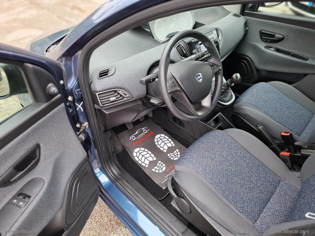 LANCIA Ypsilon 1.0 FireFly 5pS&S Hyb. Eco Silv.