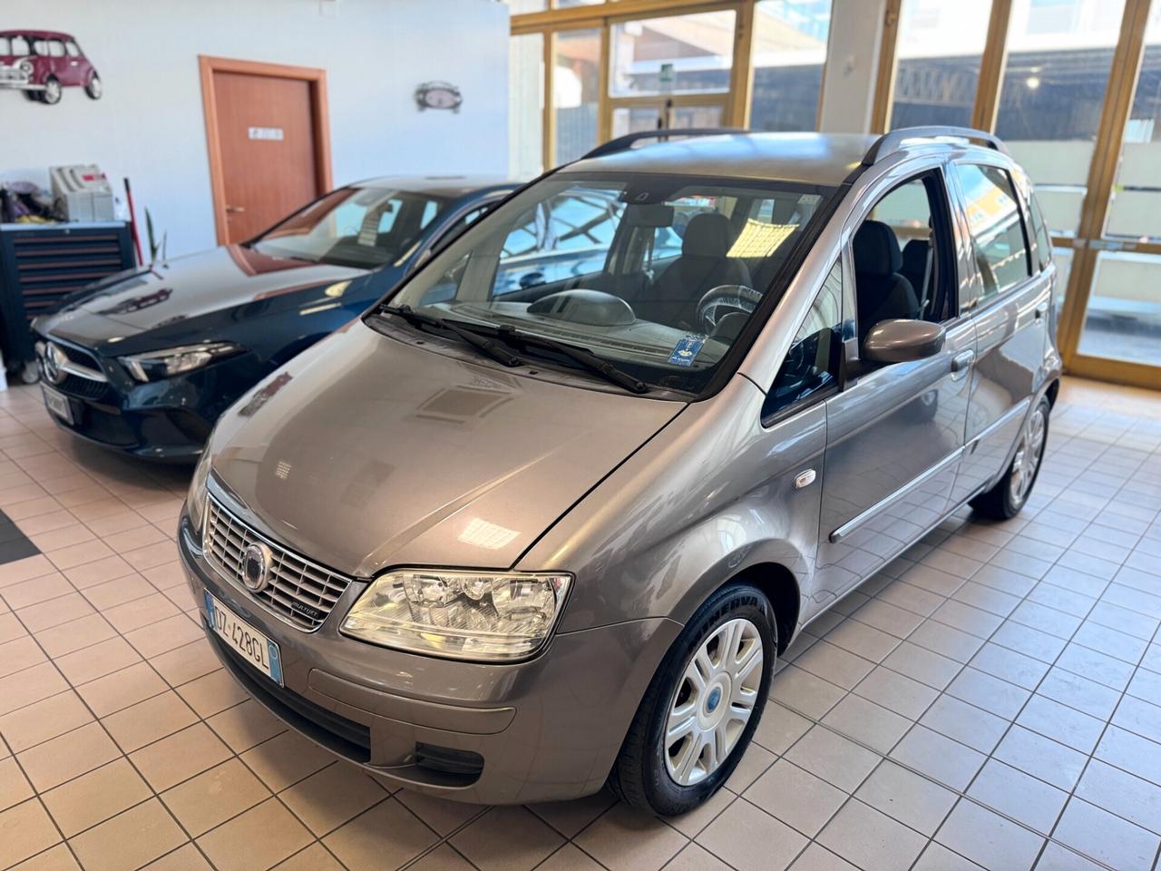 Fiat Idea 1.3 Multijet 16V 70 CV BlackEnergy