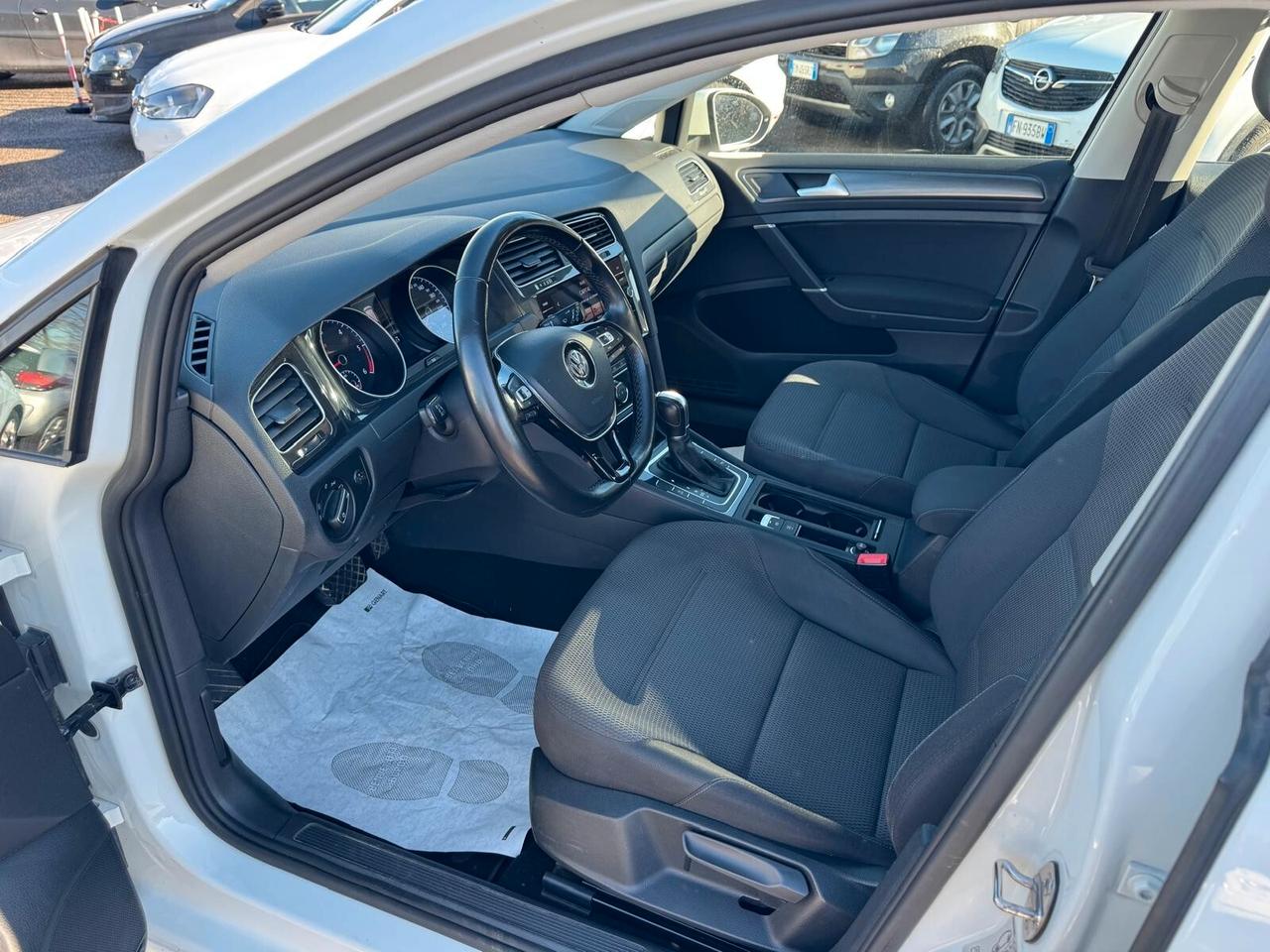 Volkswagen Golf Variant 7.5 1.6 TDI 115CV DSG EXECUTIVE BMT 2019