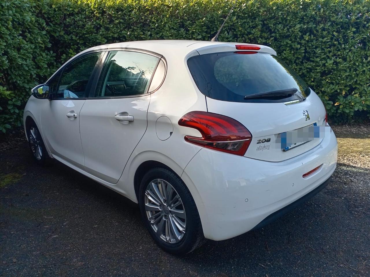 Peugeot 208 1.2 5 porte Allure