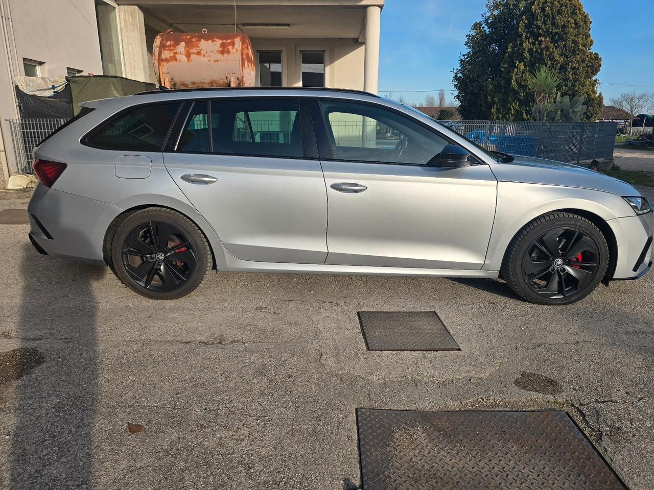 Skoda Octavia 2.0 TDI EVO SCR 200 CV DSG Wagon RS