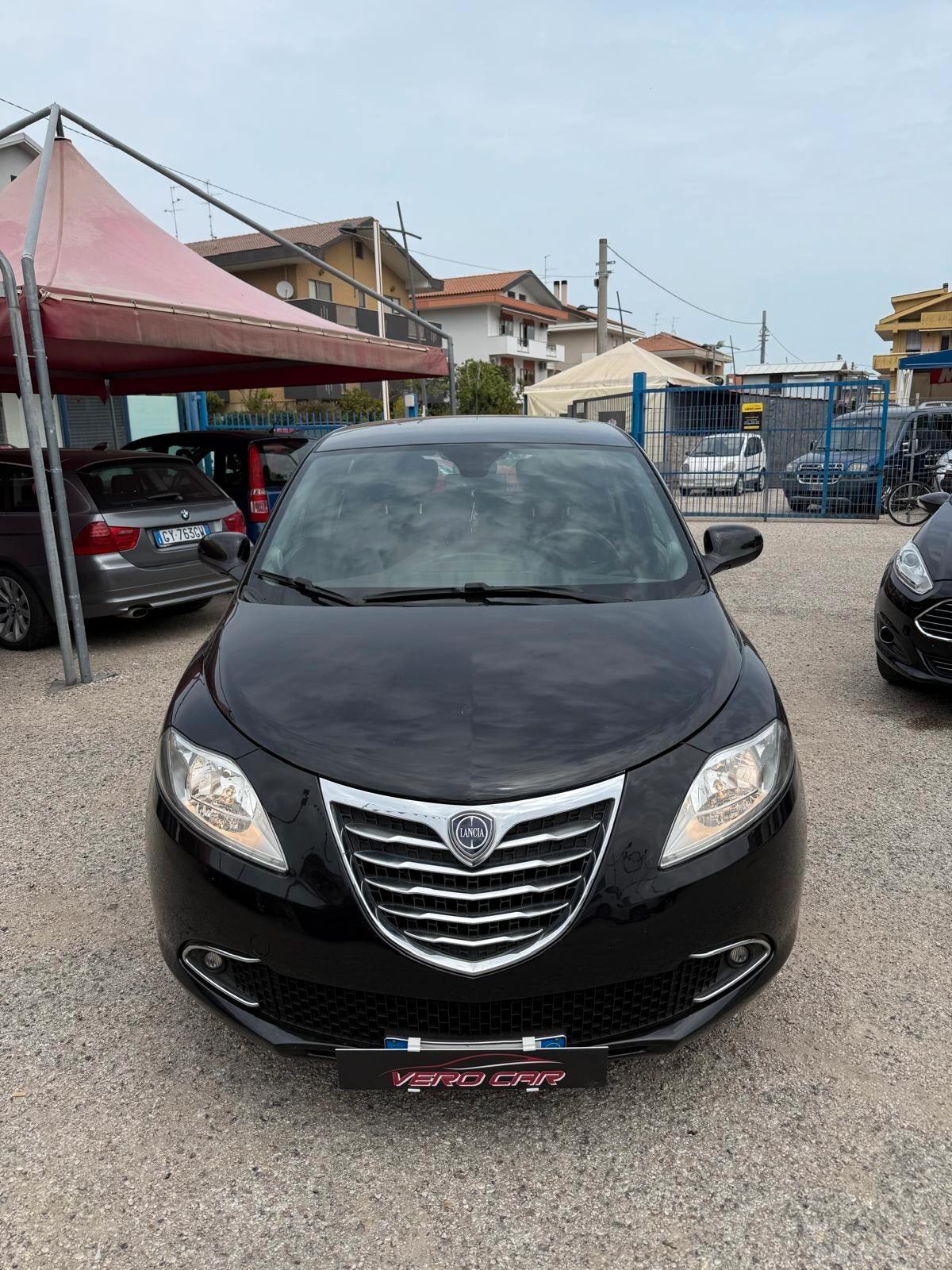 Lancia Ypsilon 1.2 69 CV 5 porte GPL Ecochic Gold