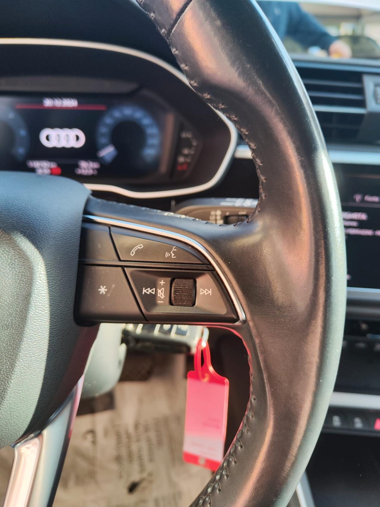Audi Q3 SPB 35 TDI S tronic line edition 2020