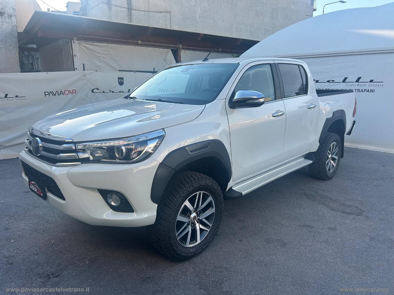 TOYOTA Hilux 2.4 D-4D 4WD 4p. DC Comfort
