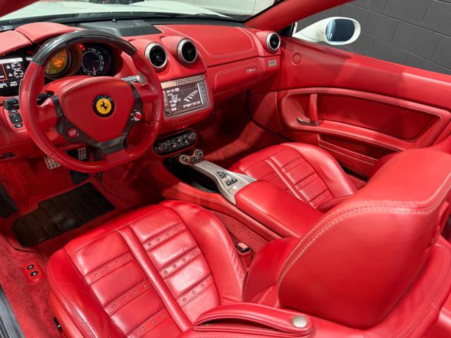 FERRARI California BIANCO AVUS CARBOCERAMICI ASPIRATA DAYTONA RED