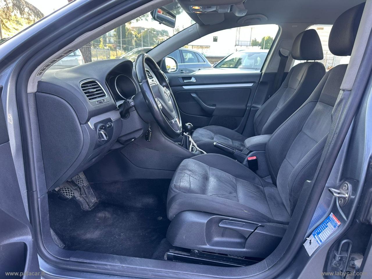 VOLKSWAGEN Golf Variant 1.6 TDI DPF Highline