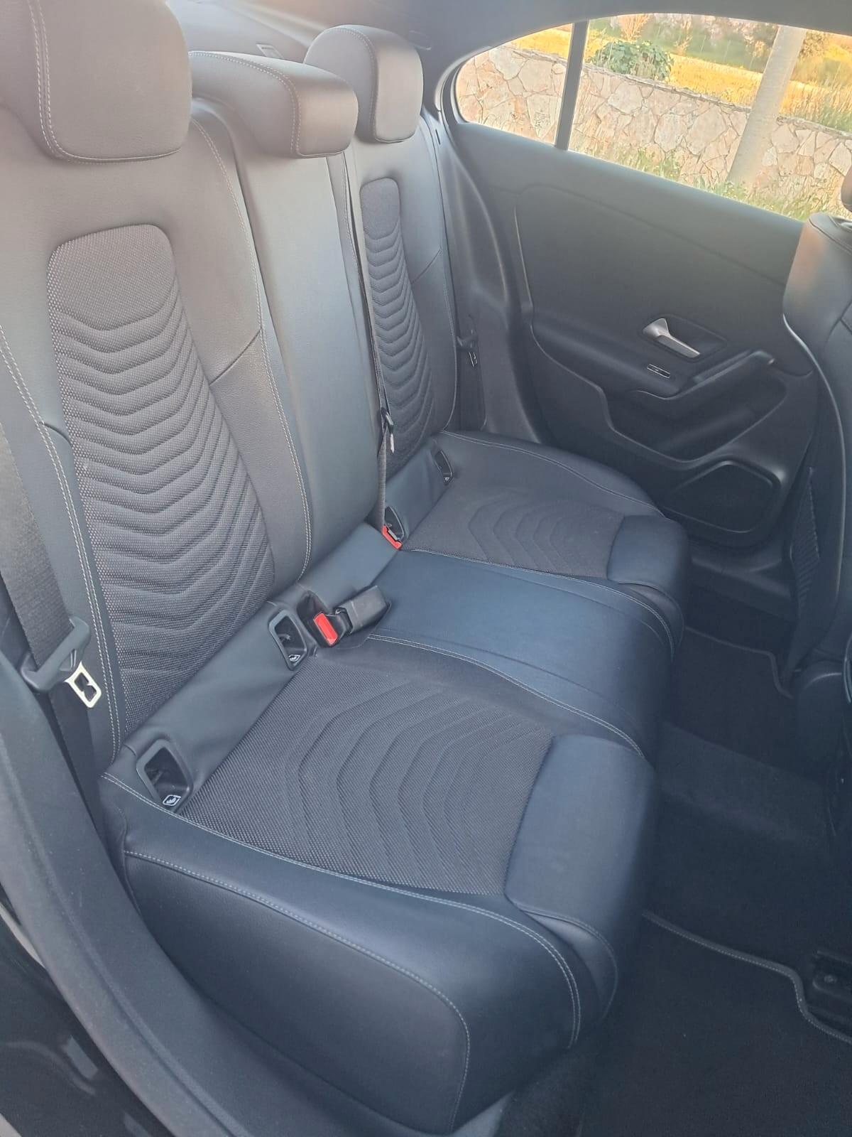 Mercedes-benz A 180 d Automatic Business V177 (IVA ESPOSTA)