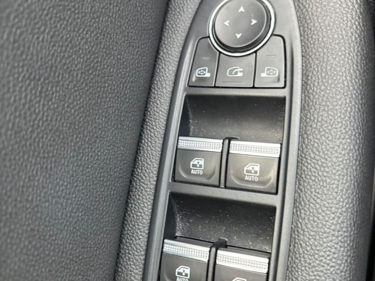 Renault Captur TCe 100 CV GPL Techno