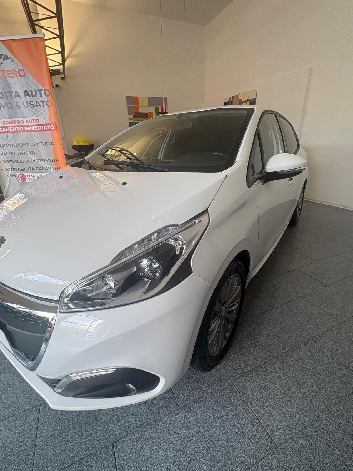 Peugeot 208 PureTech 82 5p. GPL Active