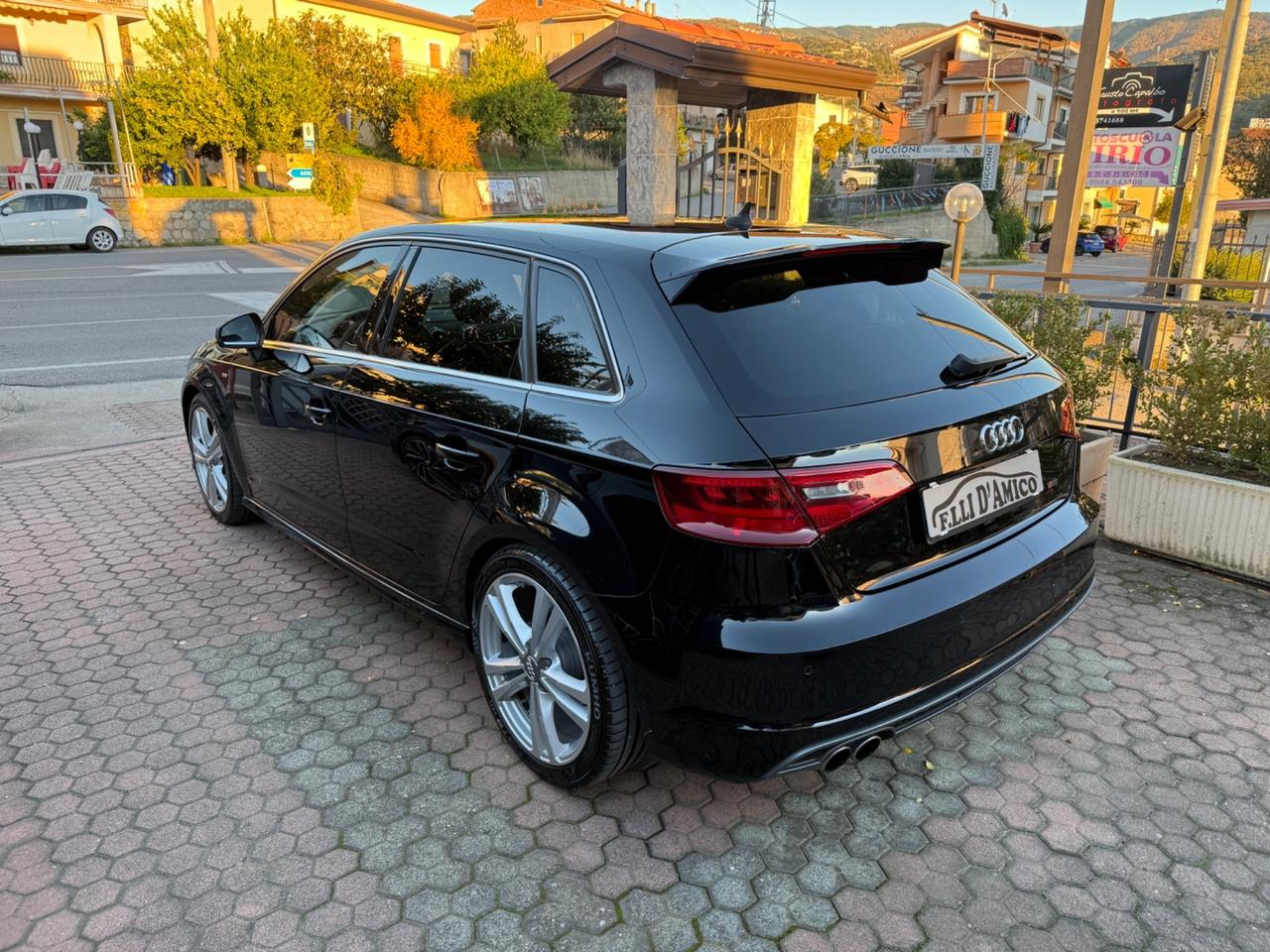 Audi A3 SPB 2.0 TDI 184 CV clean diesel Ambition