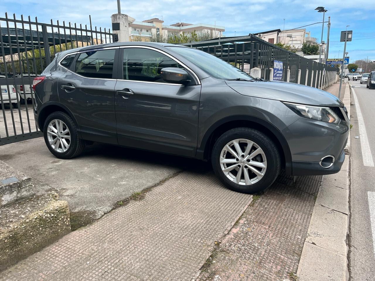 Nissan Qashqai 1.5 dCi Tekna Navi Full