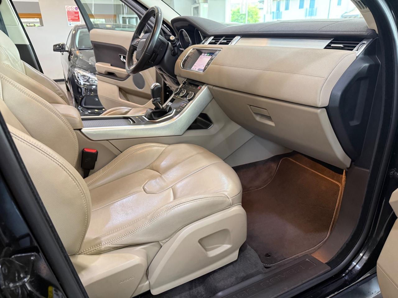 Land Rover Range Evoque 2.2 TD4 5p. Pure Tech Pack