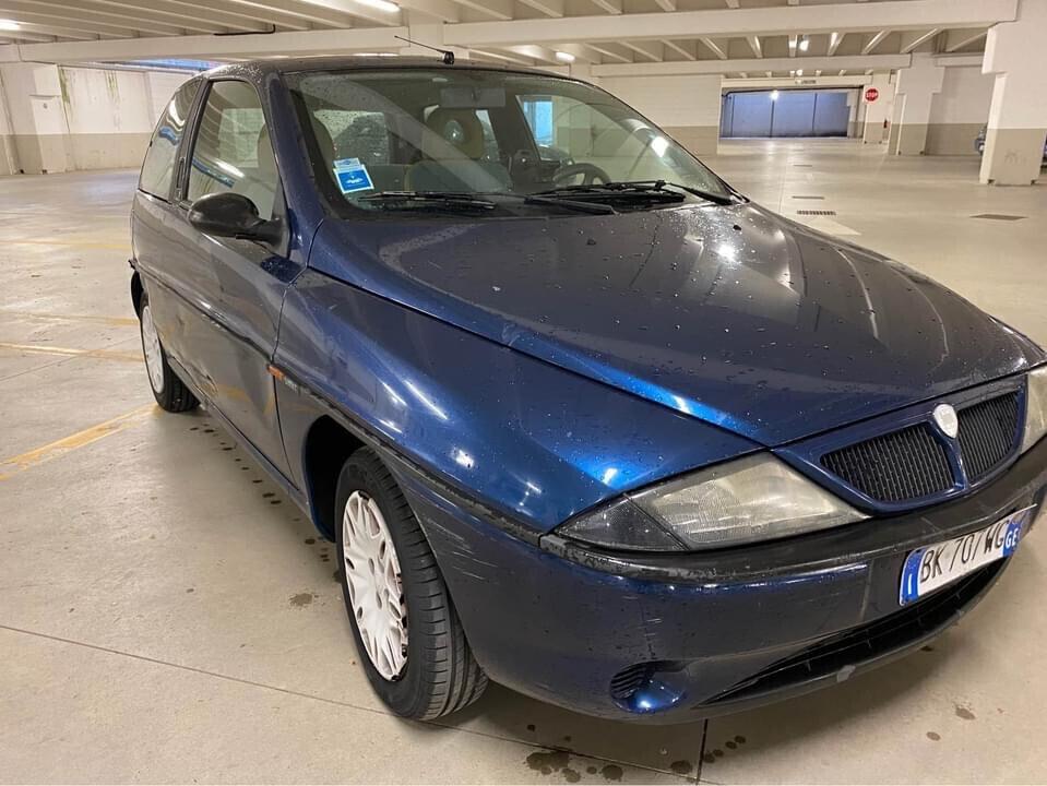 Lancia Y 1.2i cat Elefantino Blu