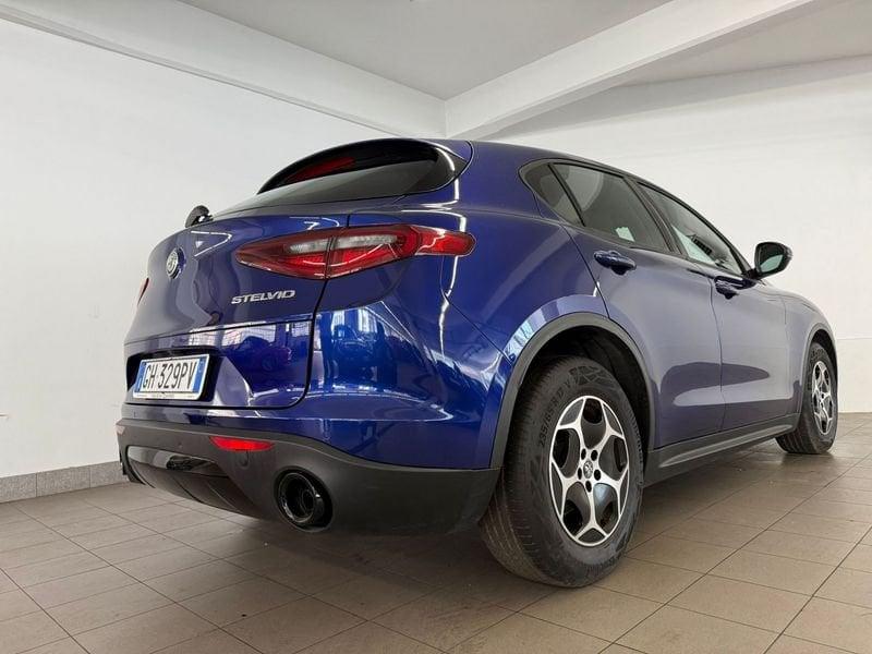 Alfa Romeo Stelvio 2.2 Turbodiesel 160 CV AT8 RWD Super Business