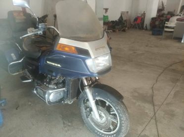 Honda GL 1200 Gold Wing Aspencade