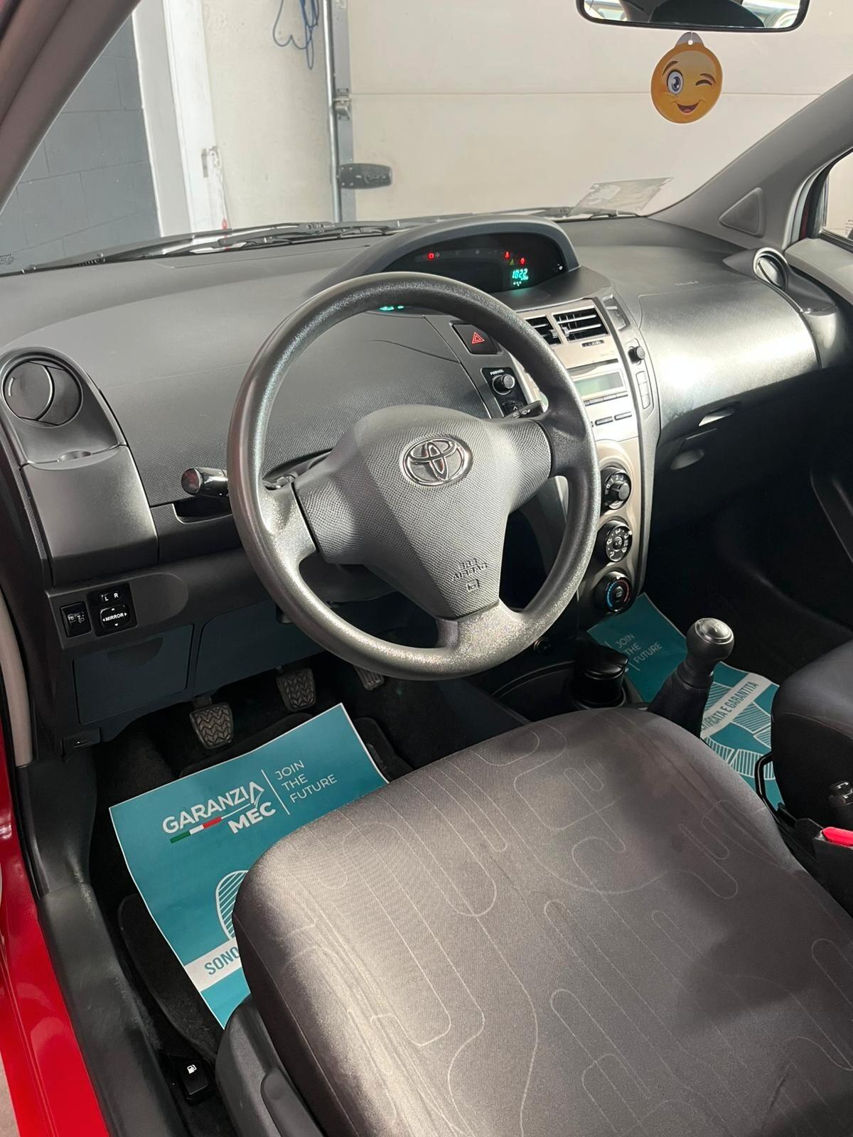 Toyota Yaris CARROZZERIA IMMACOLATA