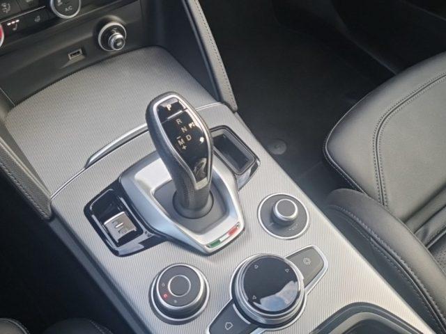 ALFA ROMEO Stelvio MY23 2000 BZ 280CV VELOCE