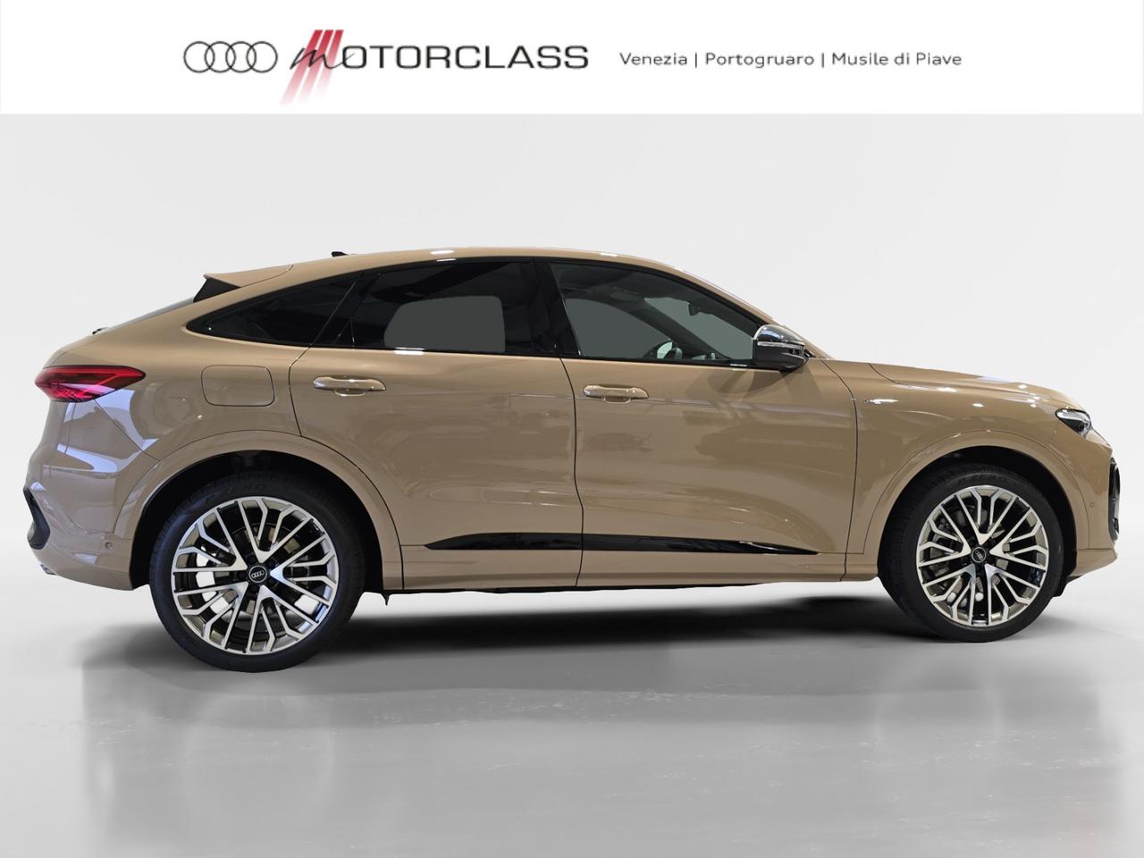 Audi Q5 sportback 2.0 e-hybrid 299cv s line edition quattro s tronic