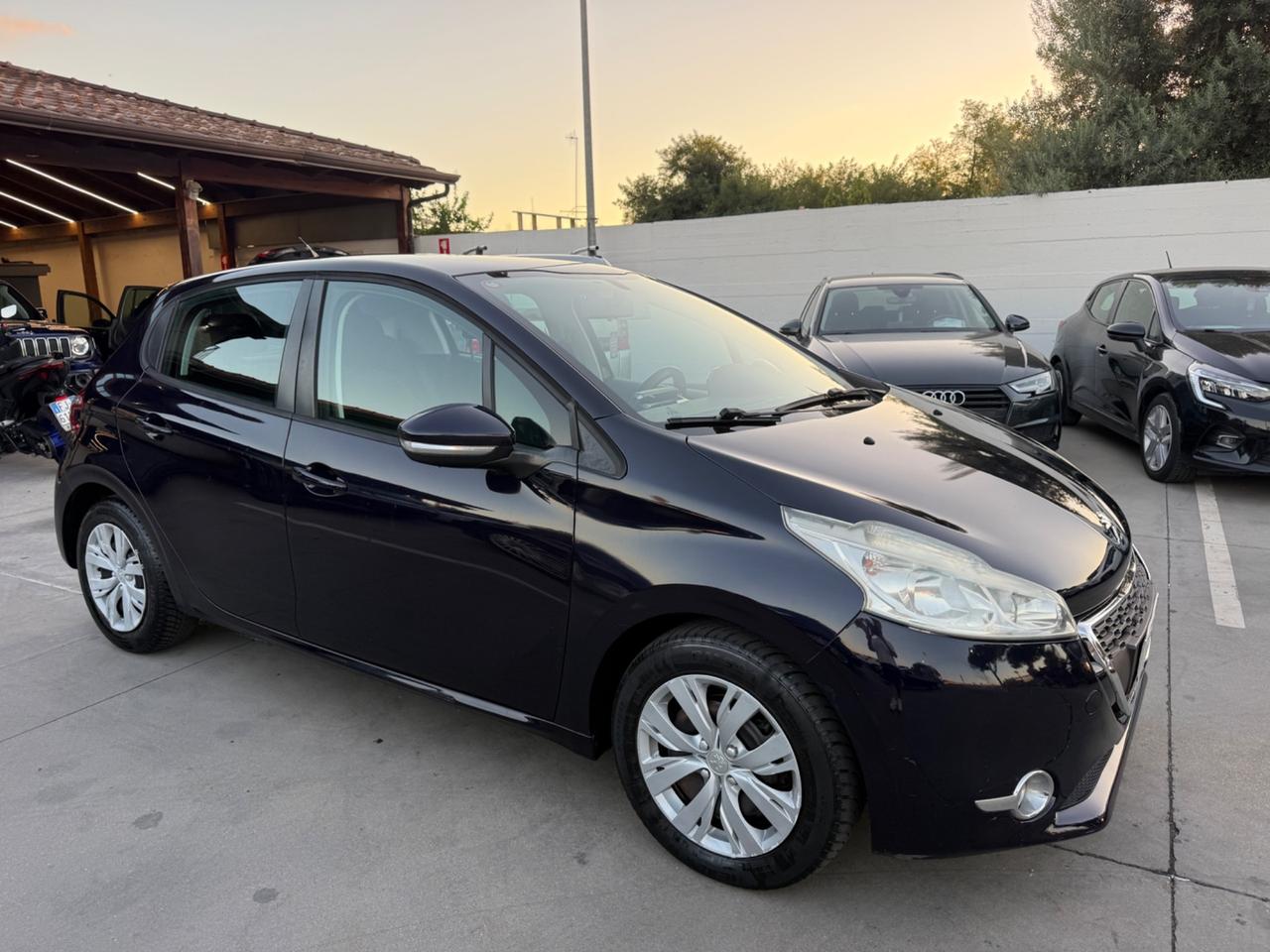 Peugeot 208 2014 140 mila km