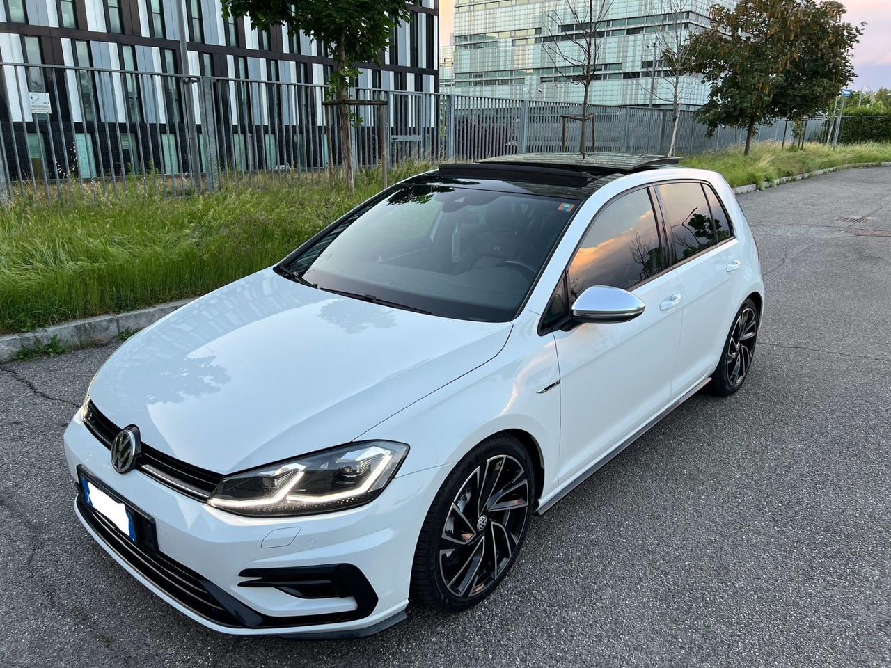 Volkswagen Golf R 2.0 TSI DSG 4MOTION 5p. BMT permutabile trattabile