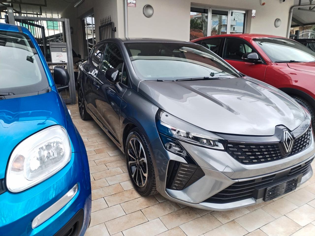 Renault Clio TCe 90 CV 5 porte Techno