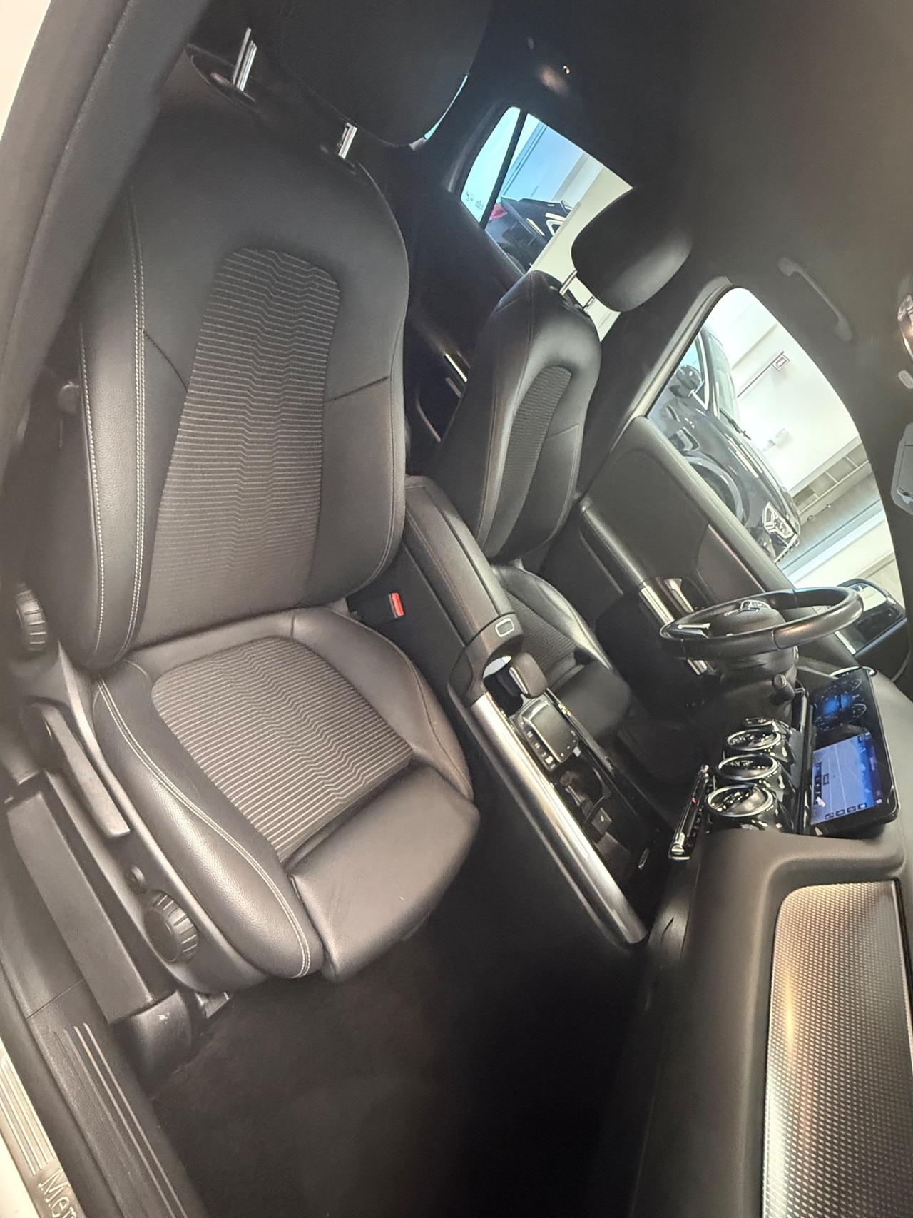 Mercedes-benz GLA 200 d Automatic Premium
