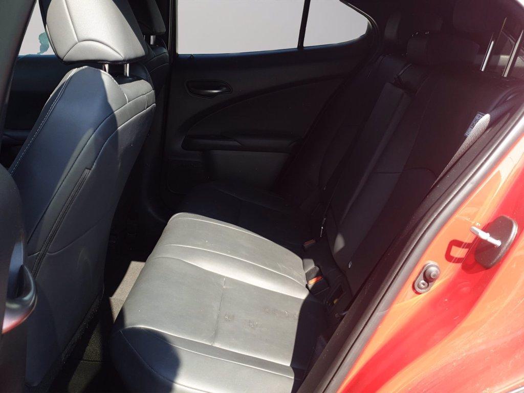 LEXUS Ux 250h 2.0 design 2wd cvt del 2023