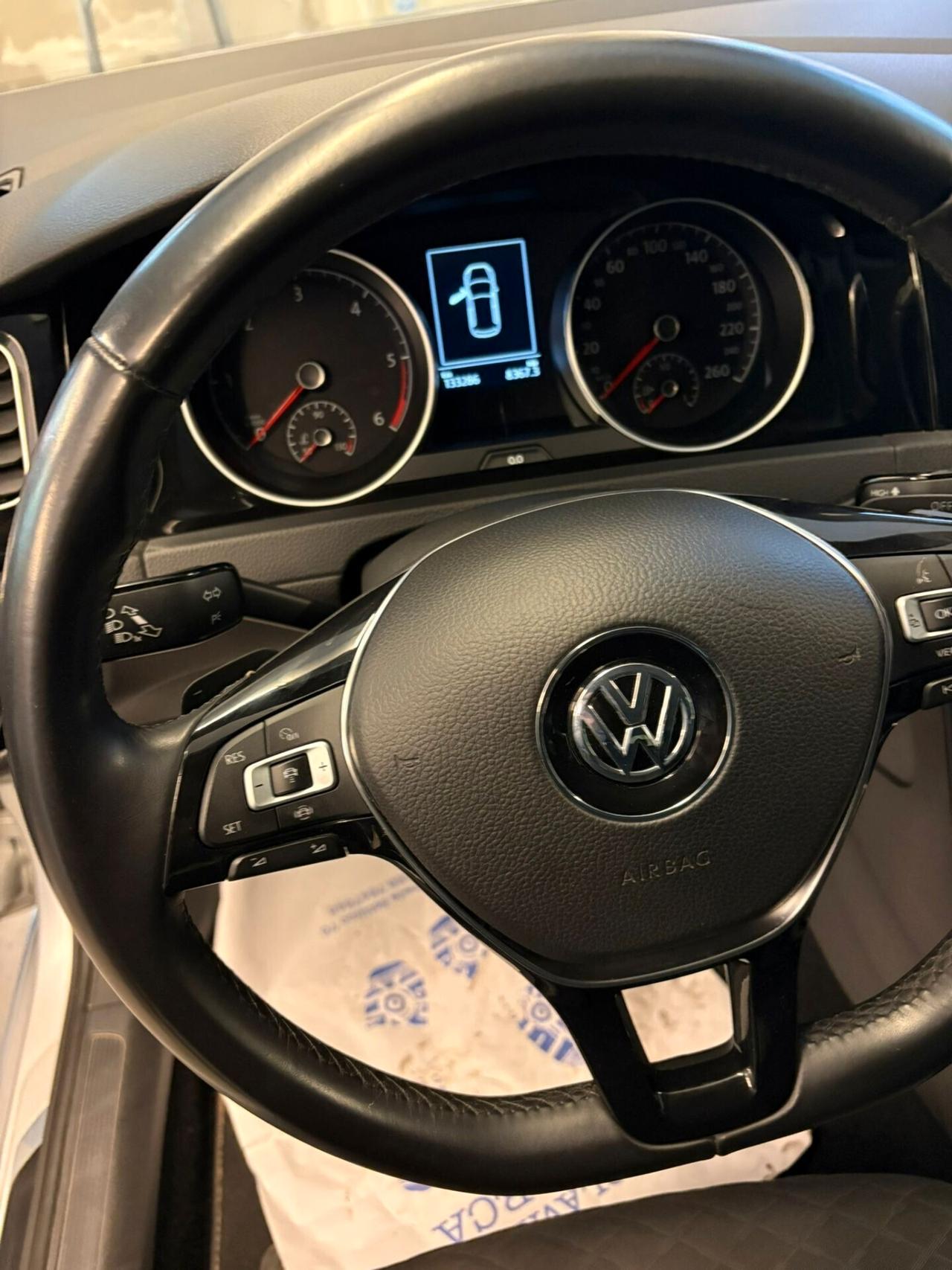 Volkswagen Golf 7 Join FULL OPTIONAL