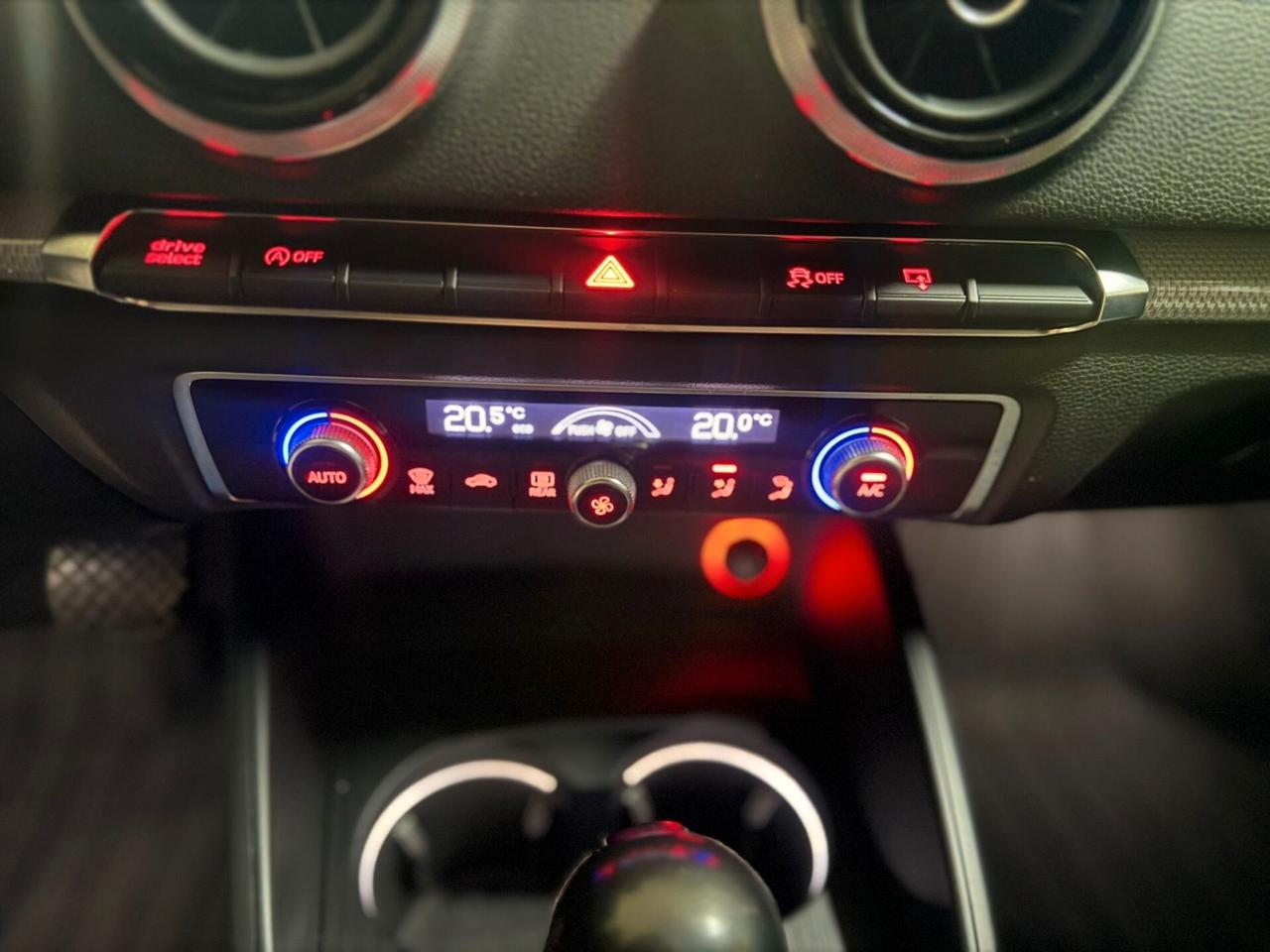 Audi A3 SPB 1.6 TDI clean diesel S tronic Ambition