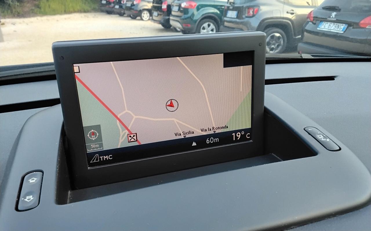 Peugeot 3008 1.6 HDi 112CV cambio robotizzato Premium