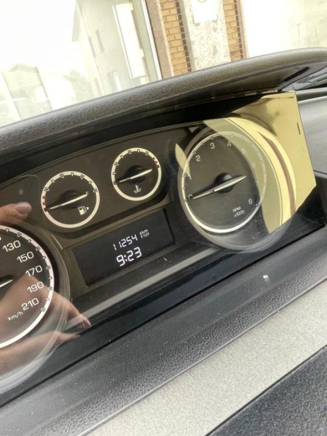 LANCIA Ypsilon 1.2 69 CV 5 porte Silver
