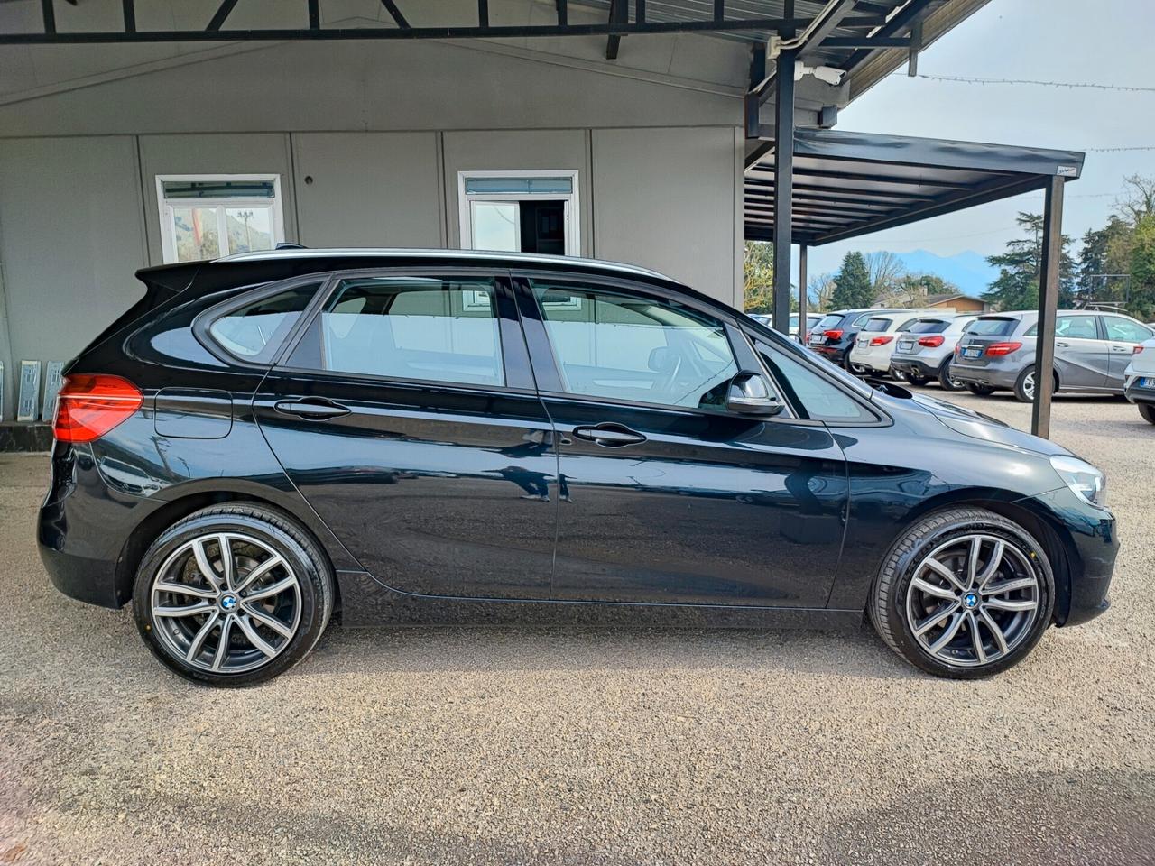 Bmw 2er Active Tourer 218d Luxury