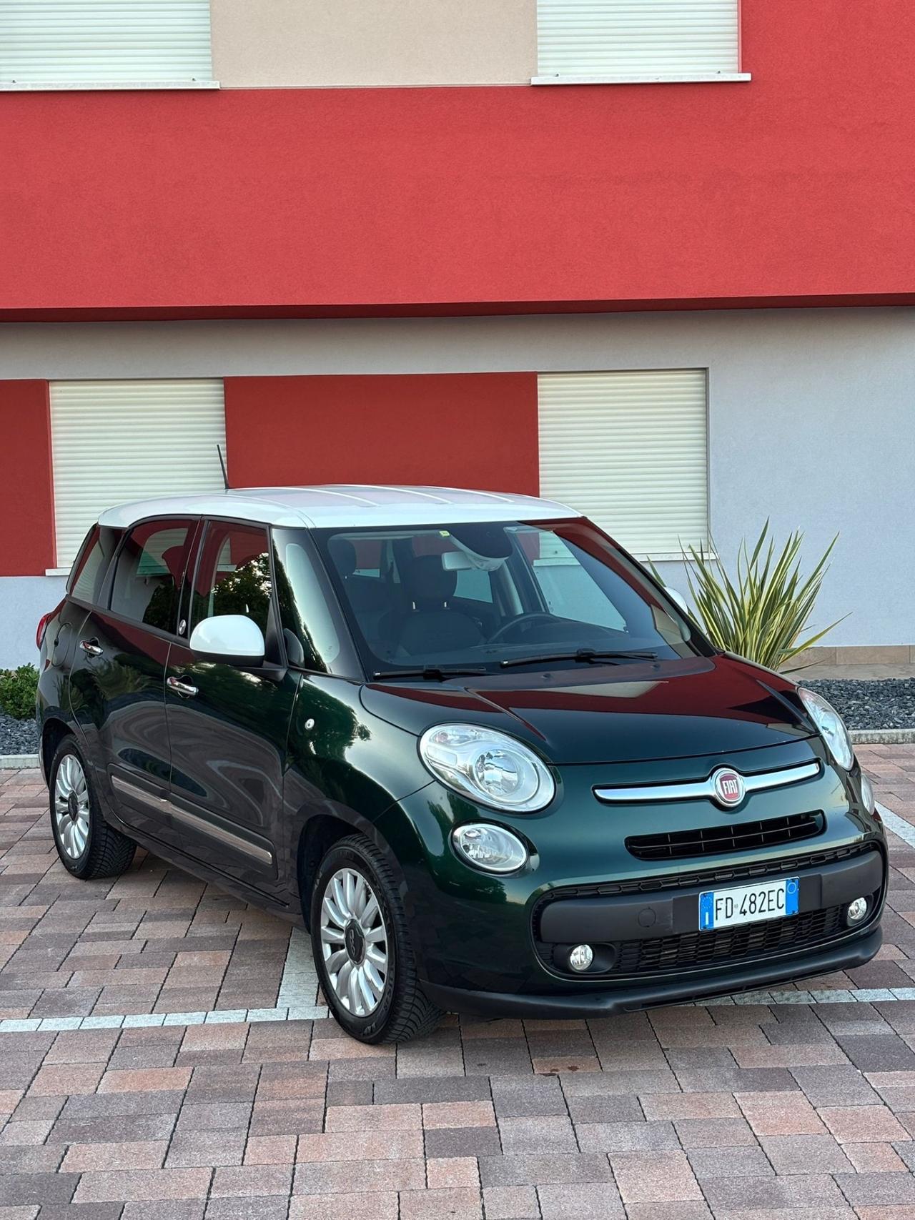 Fiat 500L Living 1.6 Multijet 120 CV Lounge 7 Posti!