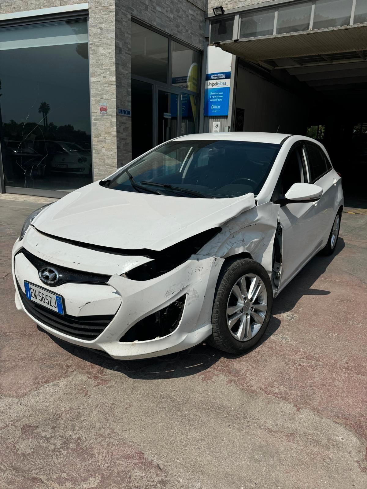 Hyundai i30 1.6 CRDi 5p. Classic