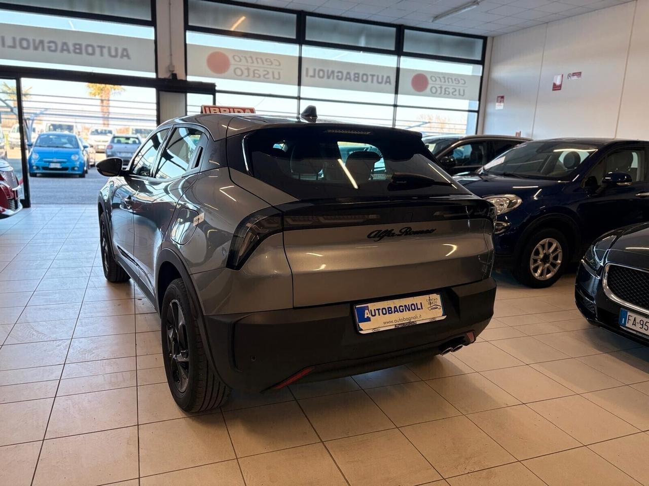 Alfa Romeo Junior Hybrid 145 eDCT6 SPOTICAR