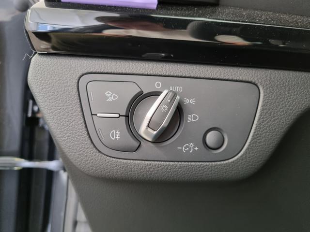 AUDI Q5 40 TDI 204 CV quattro Identity Black SLINE STRONIC