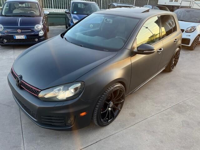 Volkswagen Golf GTI 2.0 TSI DSG 5p.