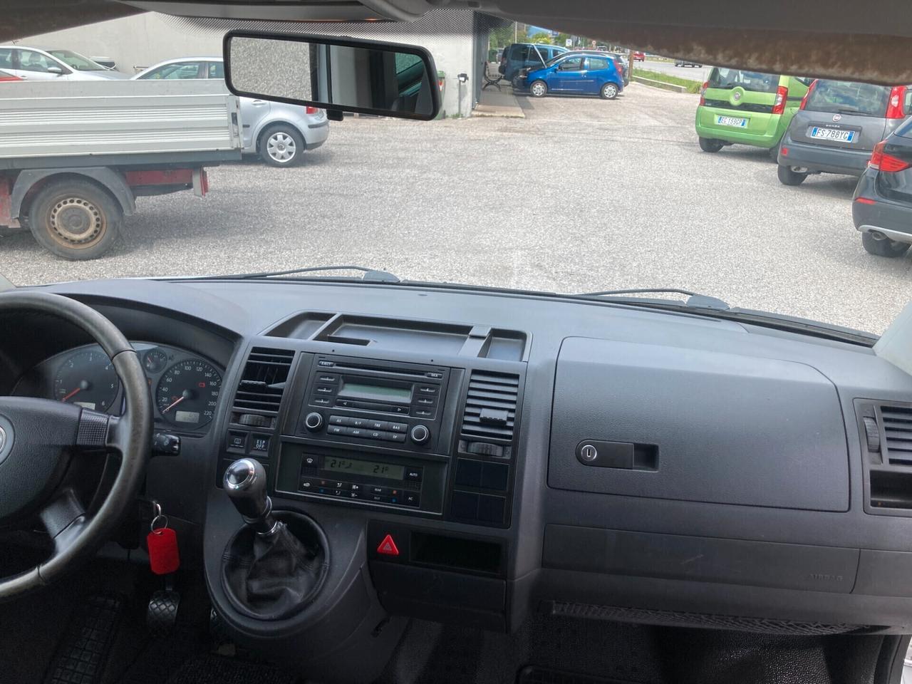 Volkswagen Multivan 2.5 TDI/130CV 4motion Highline