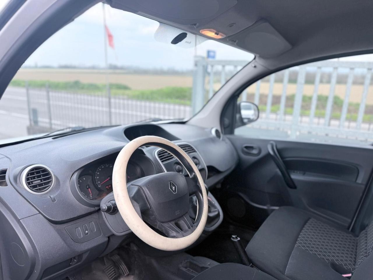 Renault Kangoo 1.5 DIESEL 2014 3POSTI